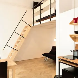 **** Aparthotel Maverick Hungary
