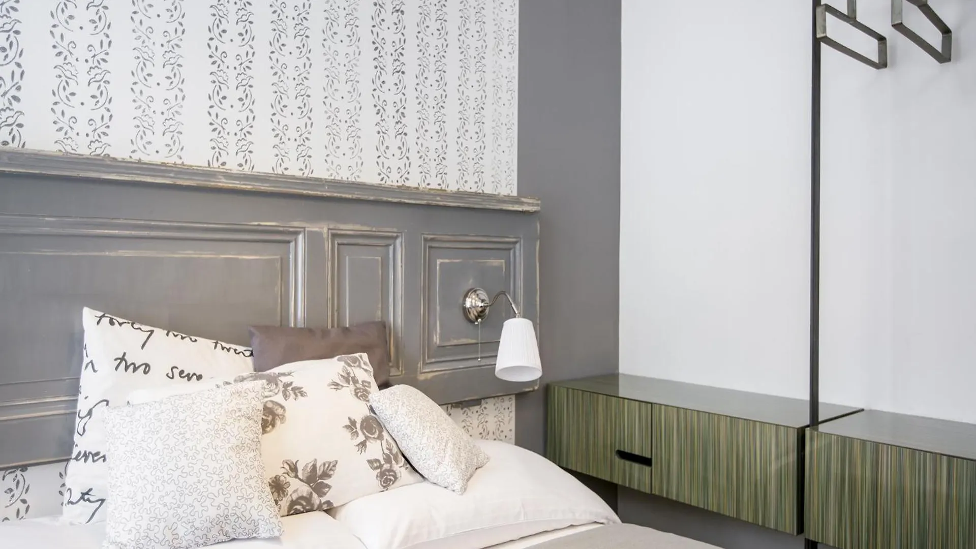 Miss Sophie'S New Town & Wellness Otel Prag 4*,