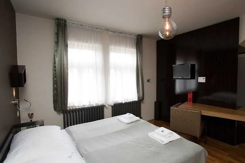 Miss Sophie'S New Town & Wellness Otel Prag Çek Cumhuriyeti
